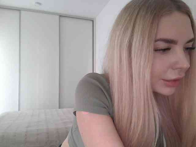pinkpanther8899 webcam