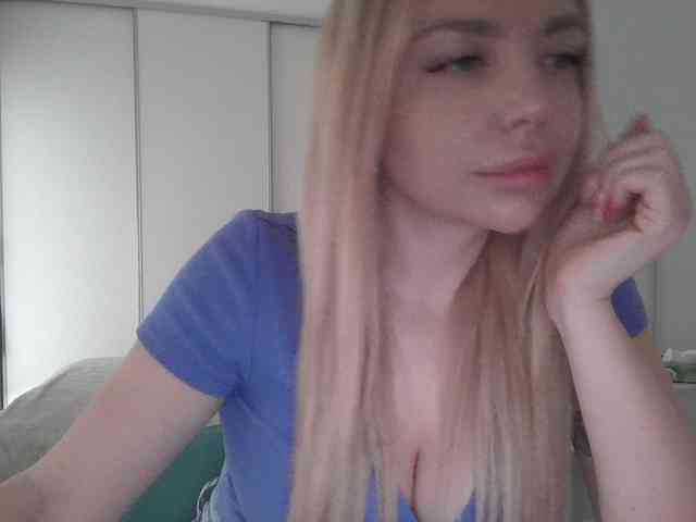 pinkpanther8899 webcam