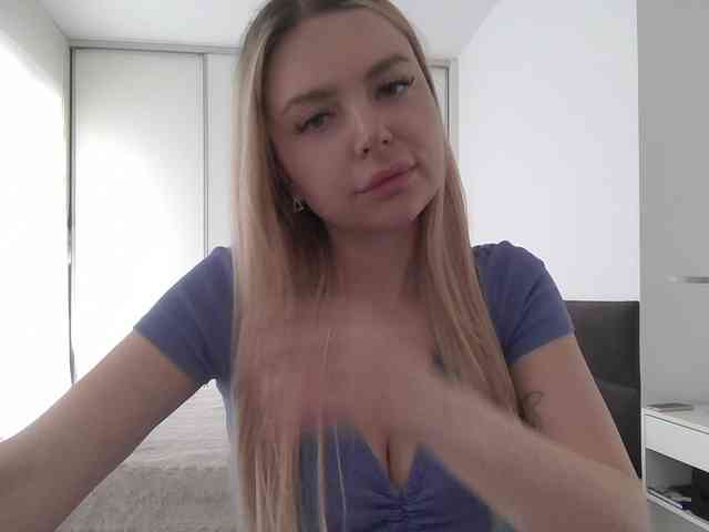 pinkpanther8899 webcam