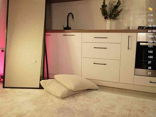 Baby-Kristy Baby-Kristy