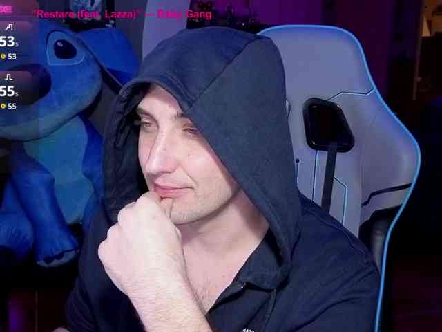 gilgamesh90B Live Webcam on BongaCams