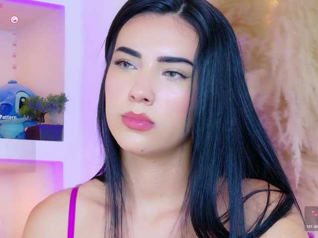 IsaValencia's BongaCams show and profile