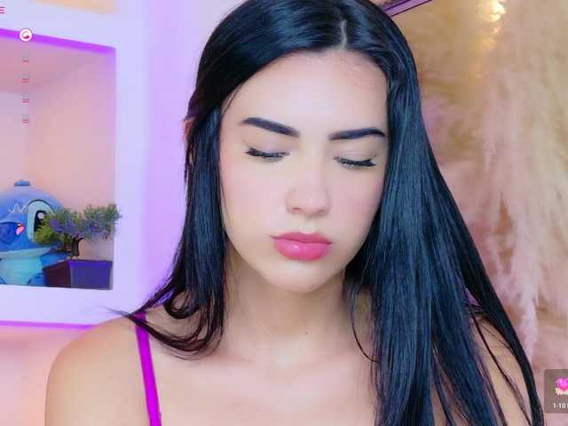 IsaValencia's BongaCams show and profile