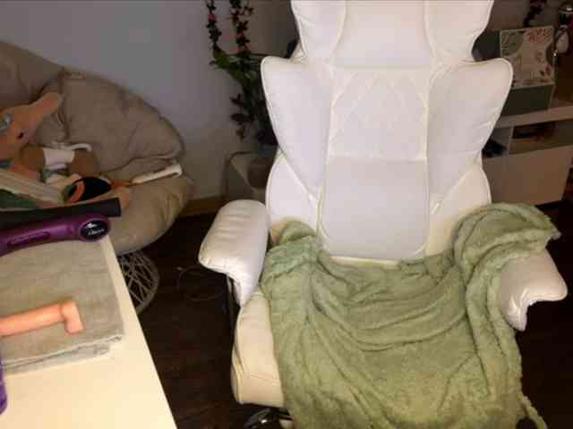 Breakingamber webcam