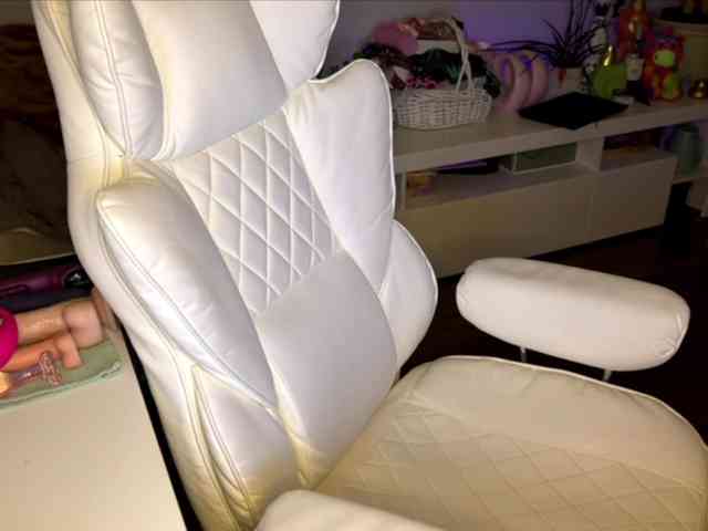 Breakingamber webcam