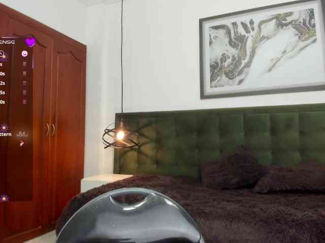 athenacooperr webcam