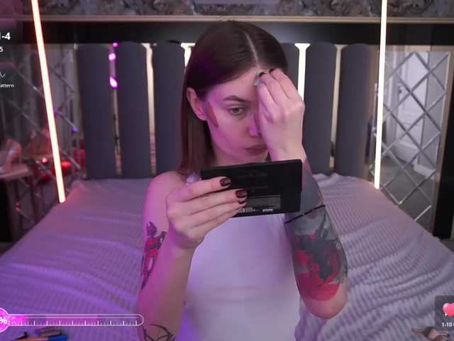 AnacondaOn's BongaCams show and profile