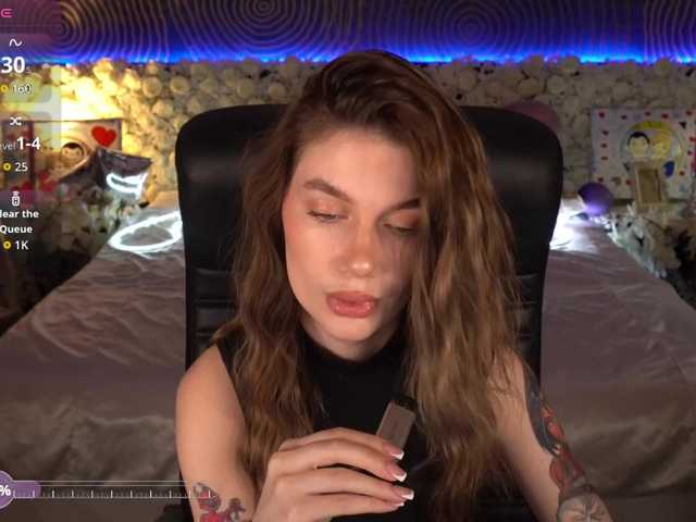 AnacondaOn's BongaCams show and profile