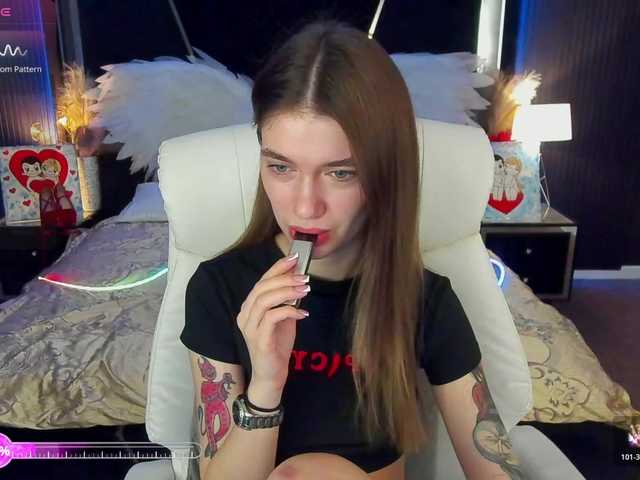 AnacondaOn's BongaCams show and profile