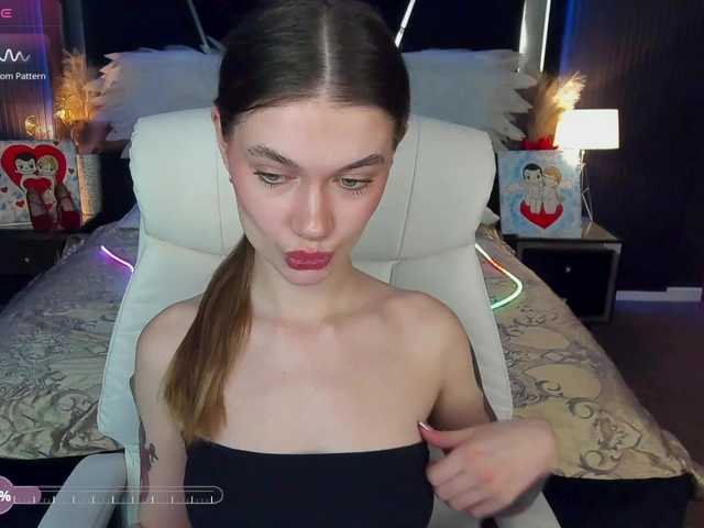 AnacondaOn's BongaCams show and profile