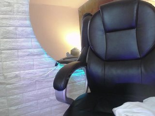 AliceTylor Porn Show