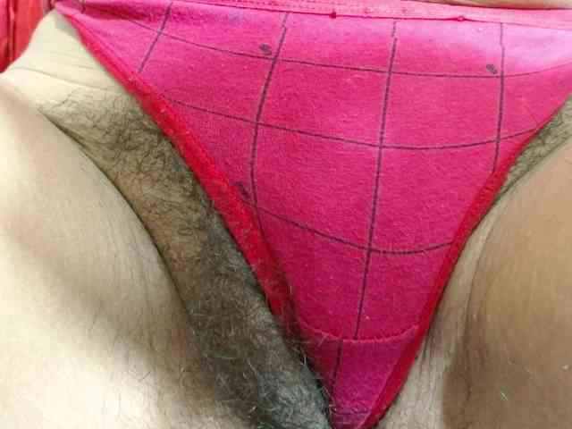 LanitaHairy webcam