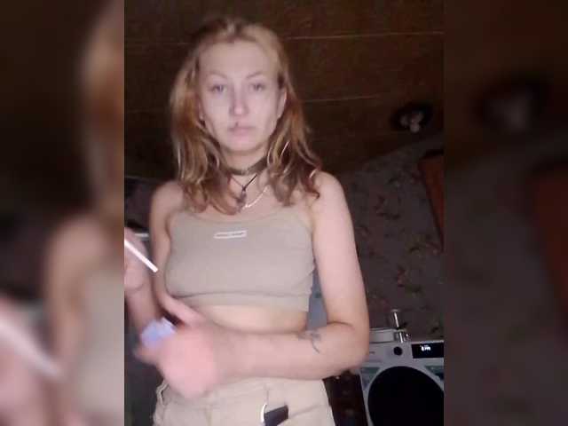 Zlata5-1's BongaCams show and profile