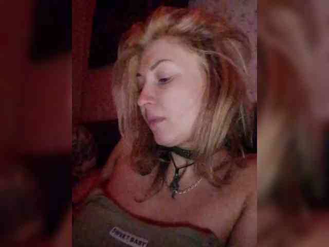 Negrustinka97 webcam