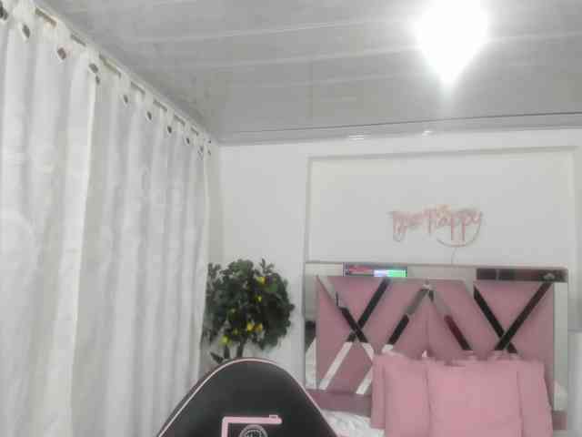 Anastaciia-tay webcam
