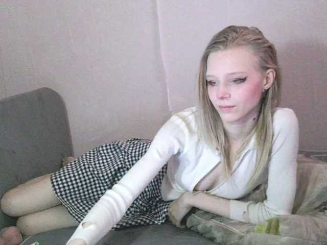 White-snow from BongaCams is Freechat