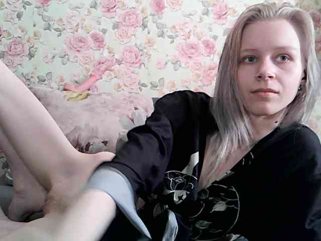 live chat nude White-snow