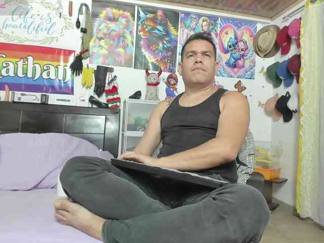 nathan_sanchez's Sexcam