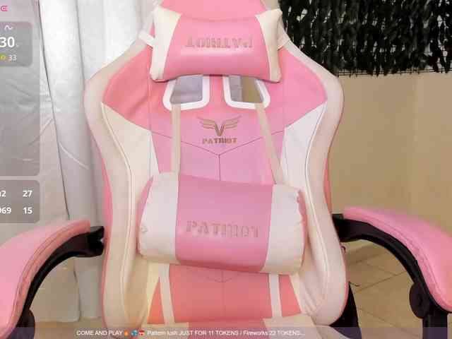 SweetieandJuiicy webcam