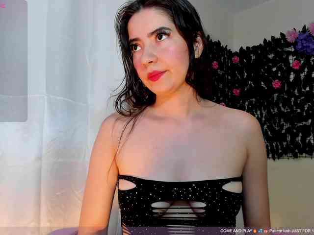 SweetieandJuiicy webcam