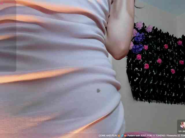 SweetieandJuiicy Live Webcam on BongaCams