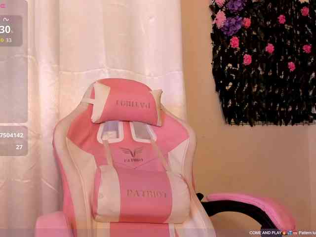 SweetieandJuiicy webcam