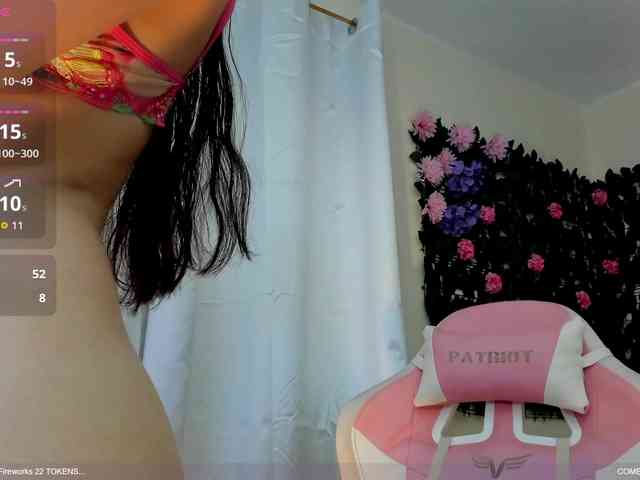 SweetieandJuiicy webcam