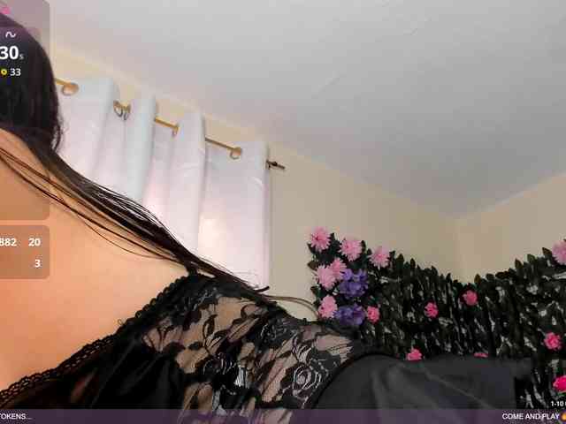 SweetieandJuiicy webcam