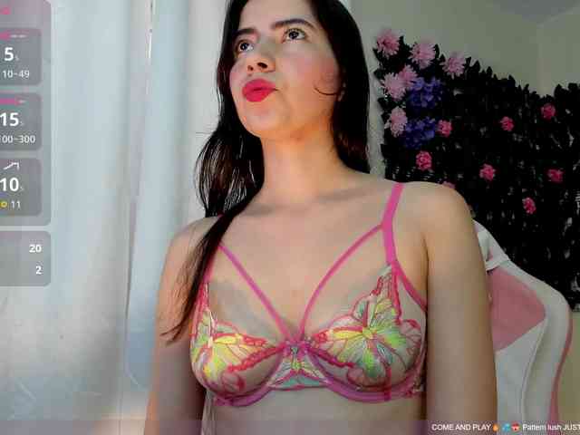 SweetieandJuiicy webcam