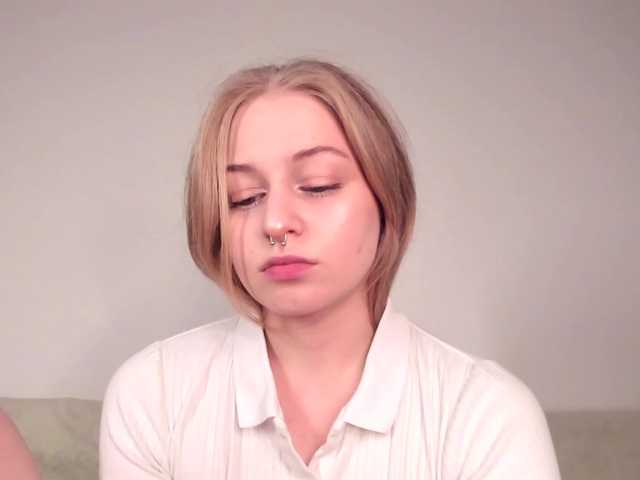 MiaMeowa's BongaCams show and profile