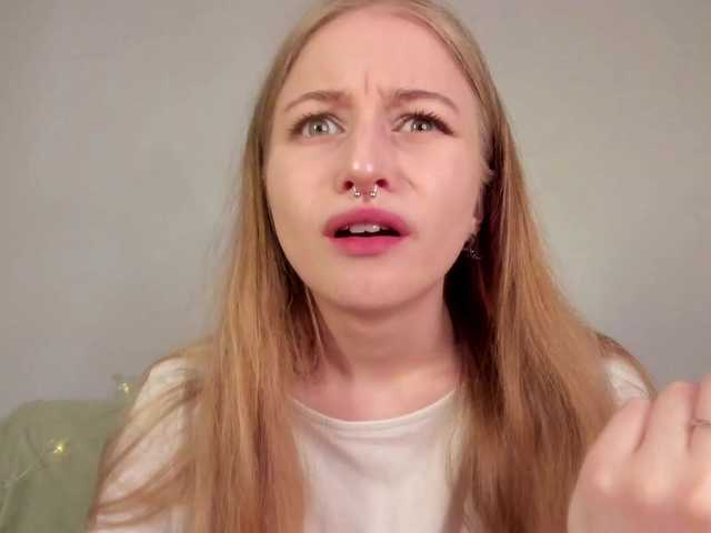 MiaMeowa's BongaCams show and profile