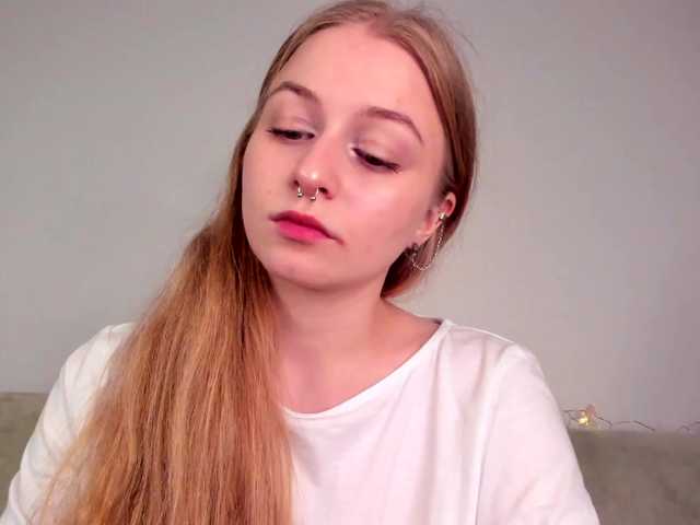 MiaMeowa's BongaCams show and profile