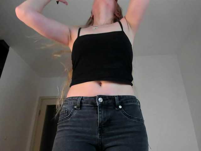 MiaMeowa's BongaCams show and profile