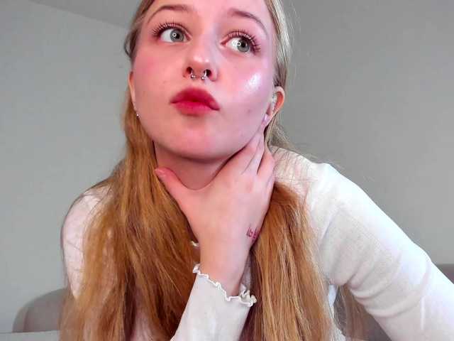 MiaMeowa from BongaCams