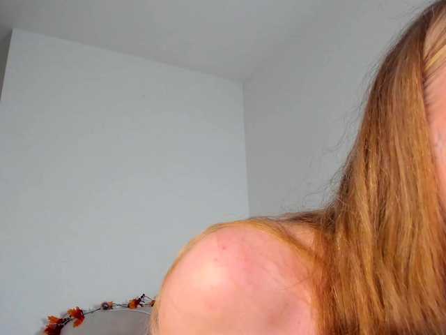 MiaMeowa's BongaCams show and profile