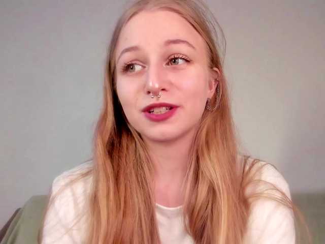 MiaMeowa's BongaCams show and profile