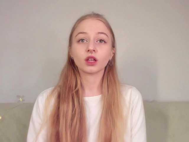 MiaMeowa's BongaCams show and profile