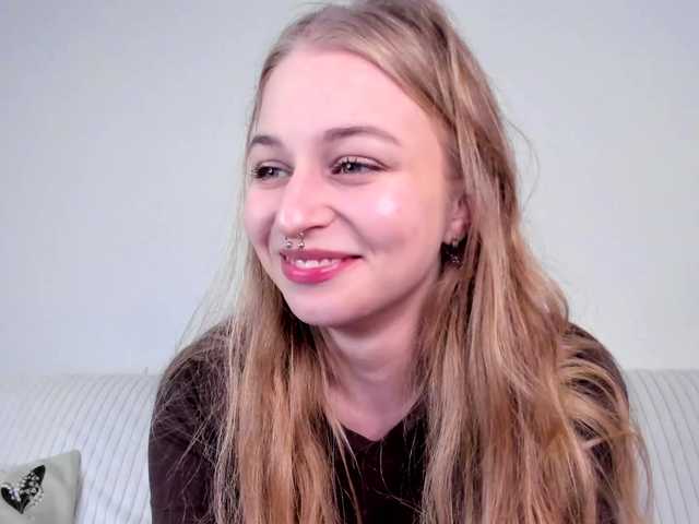 MiaMeowa — Hey, I'm Mia  my fav patterns --- 111, 222, 777  stay with me  bright energy & confident vibes!  (@remain) till dildo in my pussy show ;)