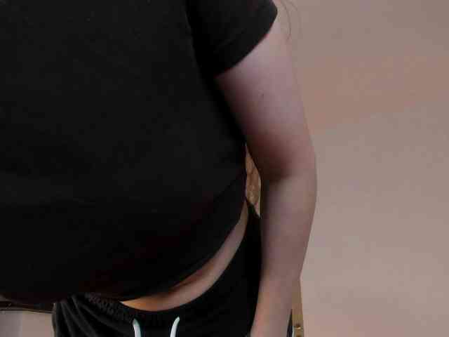 MiaMeowa Live Webcam on BongaCams
