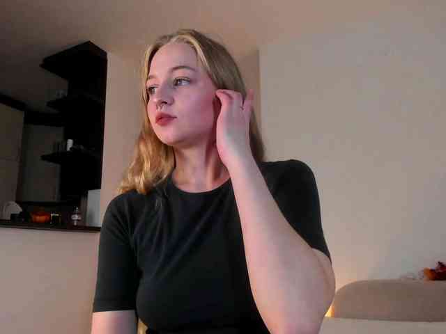 MiaMeowa webcam