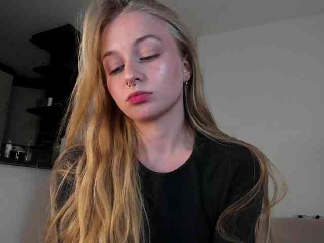 MiaMeowa webcam