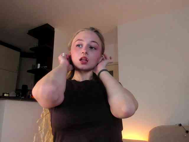 MiaMeowa webcam