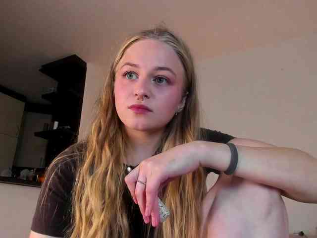 MiaMeowa webcam