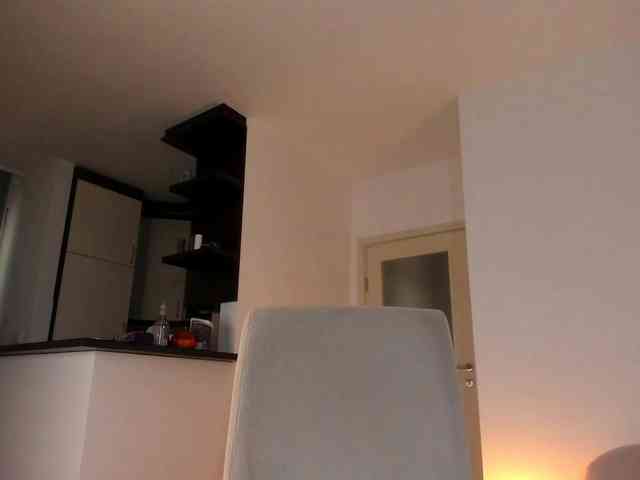 MiaMeowa webcam
