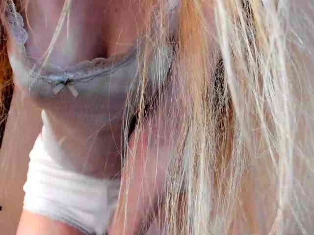 MiaMeowa webcam