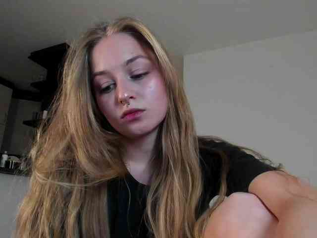 MiaMeowa webcam