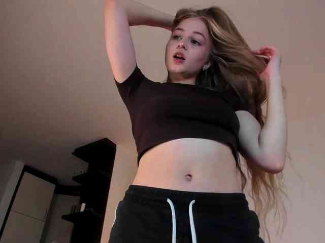 MiaMeowa webcam