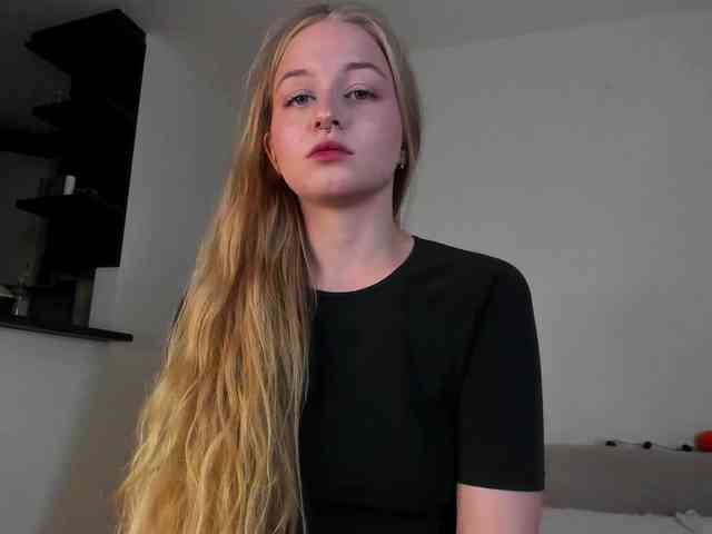MiaMeowa webcam