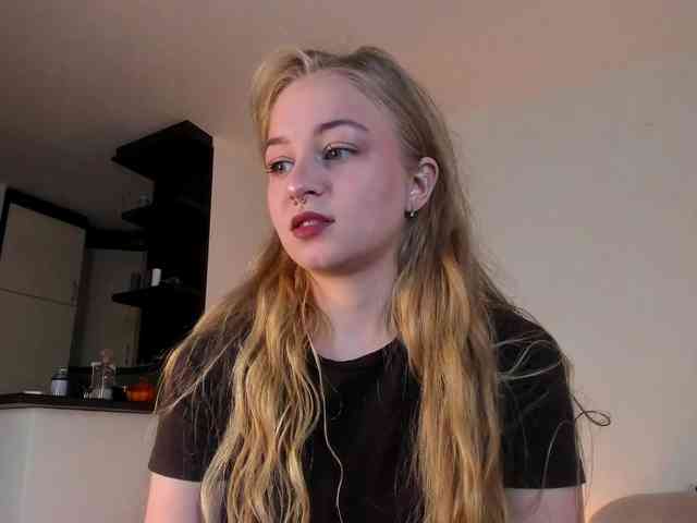 MiaMeowa webcam