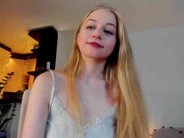 MiaMeowa webcam